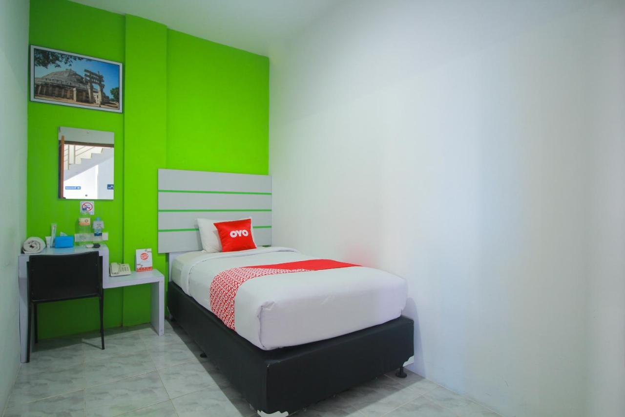 פקאנבארו Oyo 1825 Marcopolo Homestay מראה חיצוני תמונה